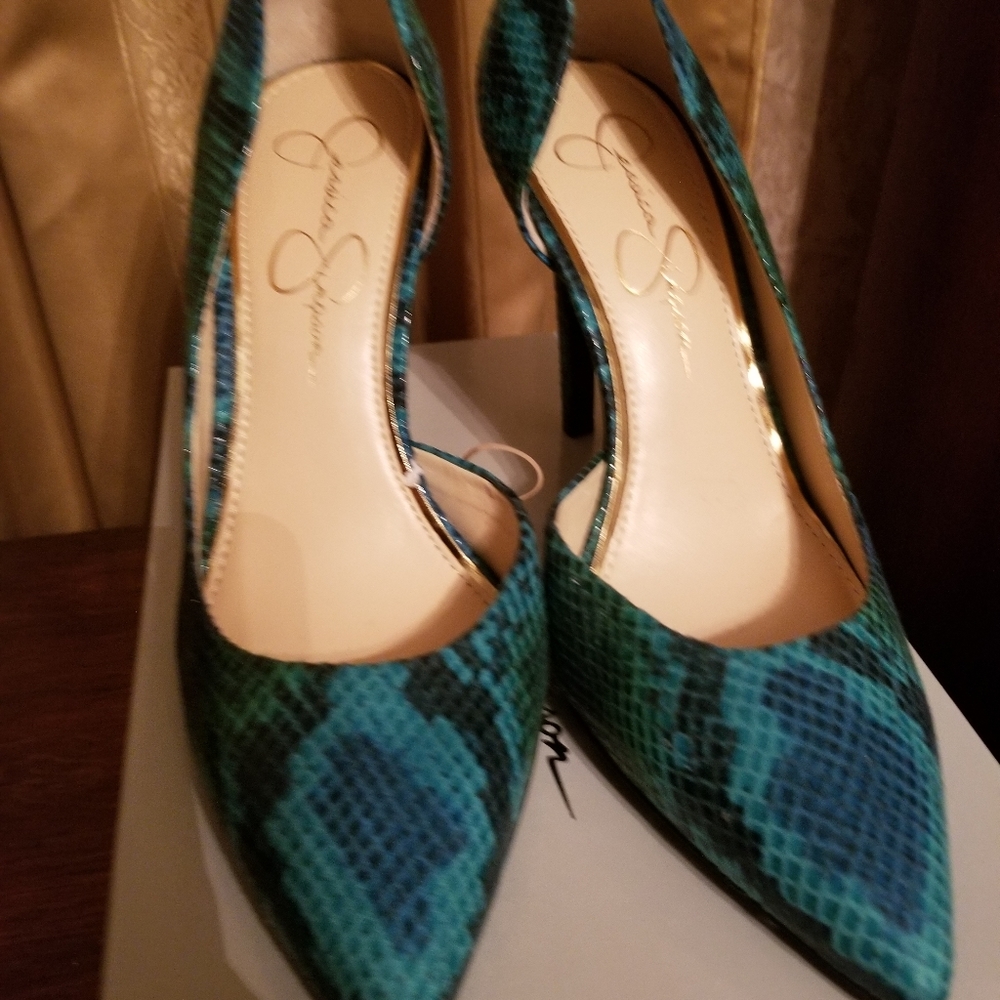 Jessica Simpson 7M Parrot Green Tropical Stamped Snake Print High Heel